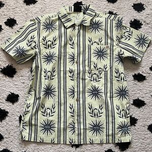 Dickies size medium Men's kelso Celadon Green short sleeve Button Down Shirt